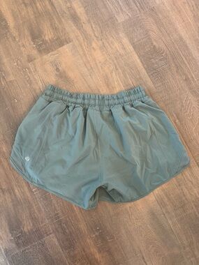 Hotty Hot low rise shorts size 6